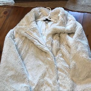 Patagonia women’s full zip faux fur jacket
